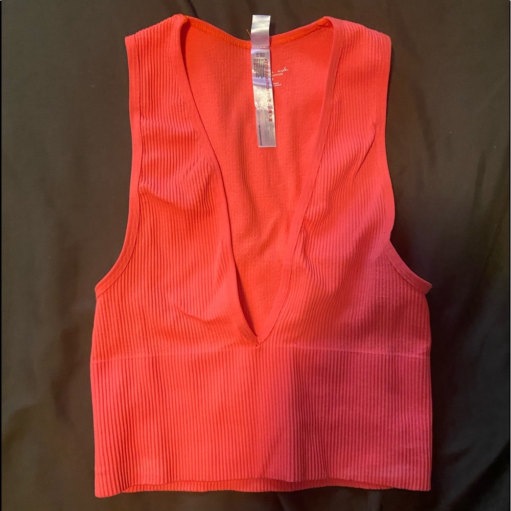 fitted crop top